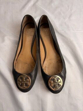 Tory Burch Black Leather Logo Round-Toe Flats